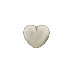 Bouton en métal en forme de cœur avec...