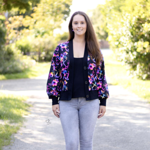 BIO Jersey Fleurs dancres coloré sur noir - Collection exclusive Glitzerpüppi